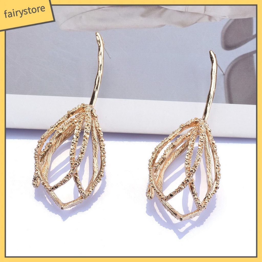 1 Đôi Bông Tai Kim Loại Hình Hoa Phong Cách Vintage Dành Cho Nữ