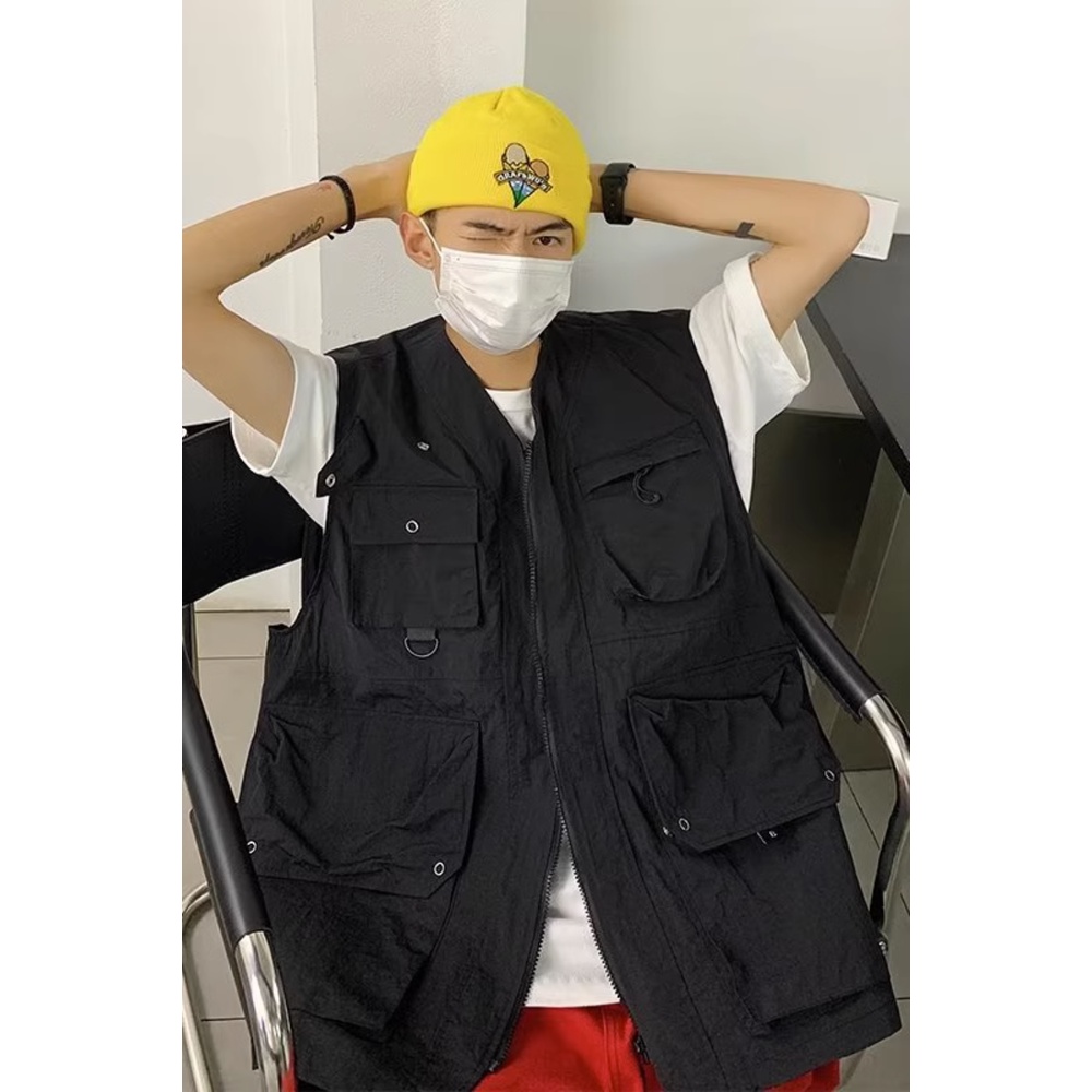 Áo Khoác Sát Nách Phối Nhiều Túi Phong Cách Retro Mỹ Cho Nam