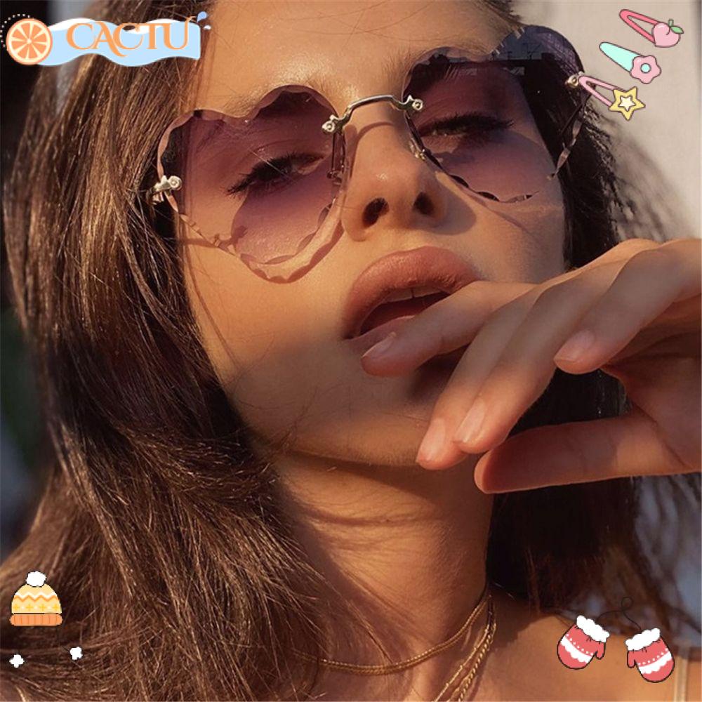 Kính Mát Hình Trái Tim Không Vành Dễ Thương