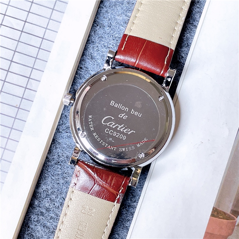 Đồng Hồ Quartz Nam Hiển Thị Ngày Với Dây Đeo Da