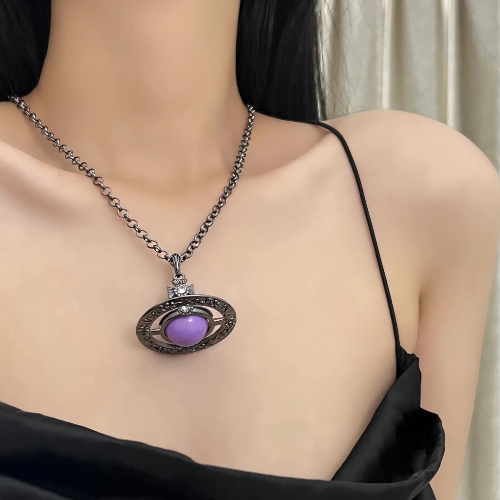 Dây Chuyền Mặt Đá Thạch Anh Tím Đen Vivienne WESTWOOD Saturn