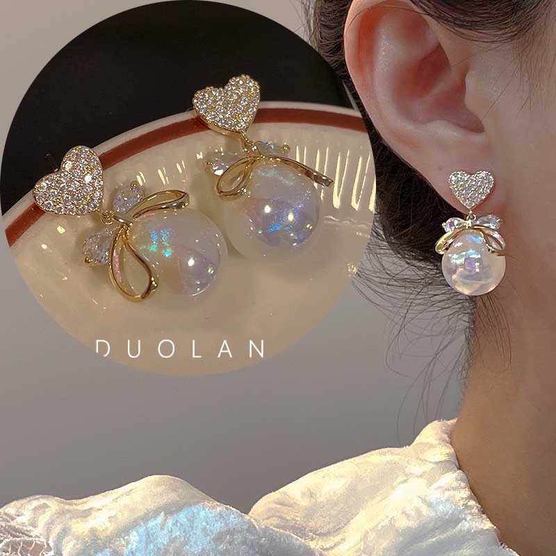 Đôi Bông Tai Dáng Rơi Họa Tiết Bướm Đính Ngọc Trai Thời Trang Cho Nữ