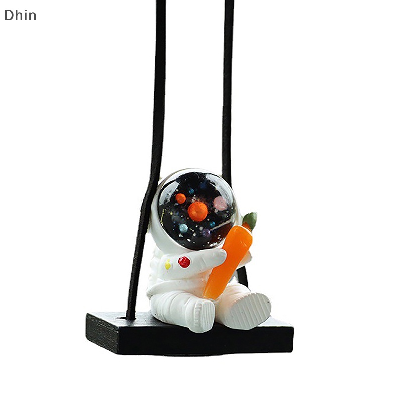 [Dhin] Creative astronaut car pendant rearview mirror pendant back packaging accessory COD