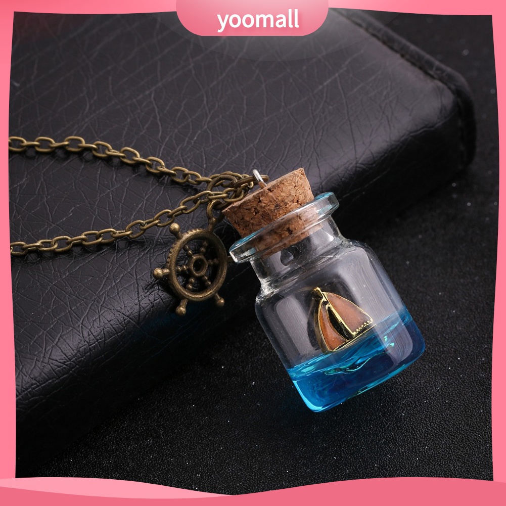 Vòng cổ Mặt Kính Hình Thuyền Buồm Dạ Quang Cho Nữ