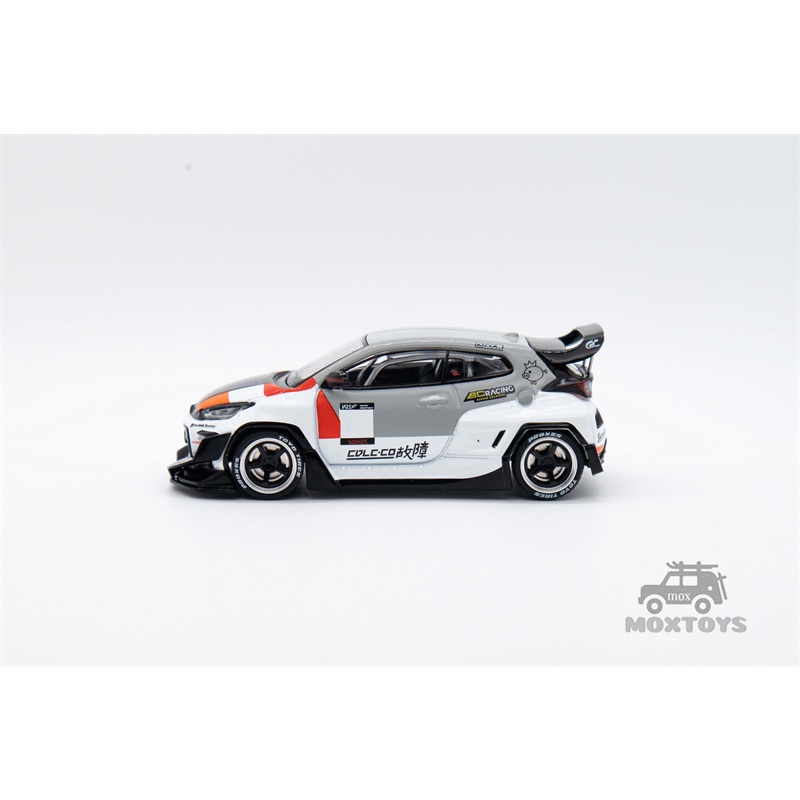 Mô Hình Xe Ô Tô GR YARIS FINLAND Tỉ Lệ 1: 64
