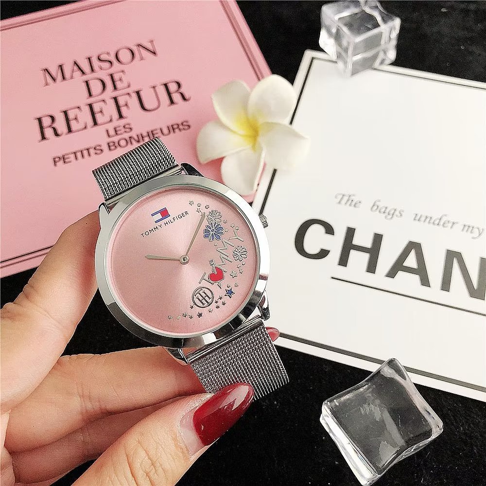 Đồng Hồ Đeo Tay Tommy Hilfiger Mặt Tròn Đính Đá Thời Trang Cho Cặp Đôi