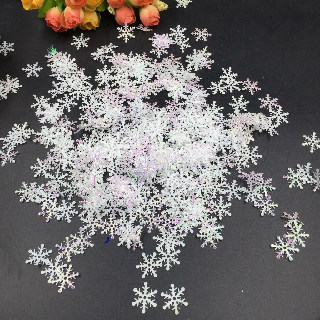 300 cái đồ trang trí bông tuyết tinh tế sáng bóng / trang trí nhà tiệc / bông tuyết giáng sinh confetti / cutouts hollowed snowflakes decor / christmas tree treo đồ trang trí