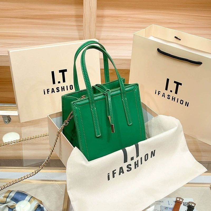 Túi Đeo Chéo Zara Hình Đôi Cánh Thời Trang Sang Trọng Cho Nữ