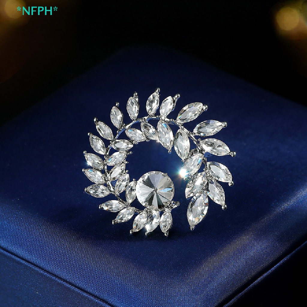 Ghim Cài Áo Hình Chiếc Lá Đính Đá Pha Lê Thời Trang Dành Cho Nữ Mới