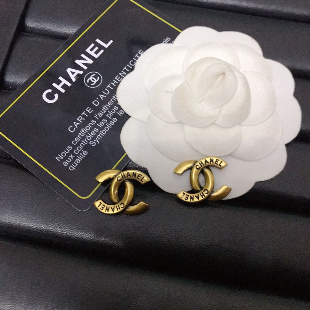 Xiaoxiangfeng Khuyên Tai Kim Loại Hai Chữ C Phong Cách Thời Trung Cổ Cao Cấp Dễ Phối Đồ