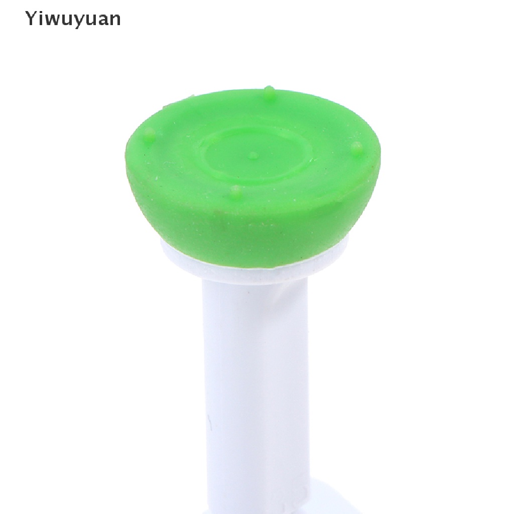 Giá Đỡ Bóng Golf Đôi Bằng Nhựa Tiện Dụng