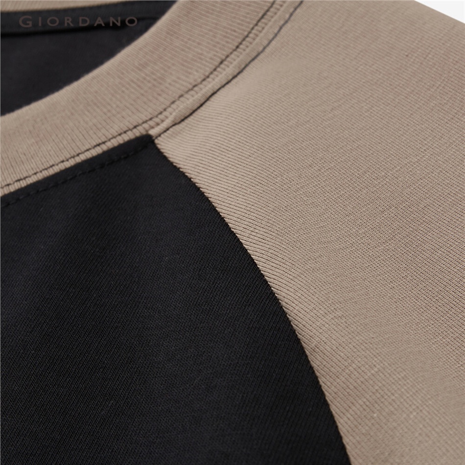 Áo thun GIORDANO 13023307 tay raglan thêu họa tiết làm mát công nghệ cao thời trang cho nam