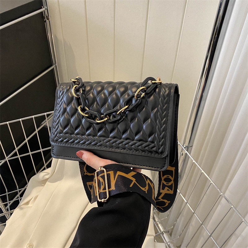 Ba Lô Đeo Vai Hình Vuông Nhỏ Thêu Nổi Họa Tiết Kim Cương Phong Cách Cổ Điển Thời Trang Cho Nữ 2023