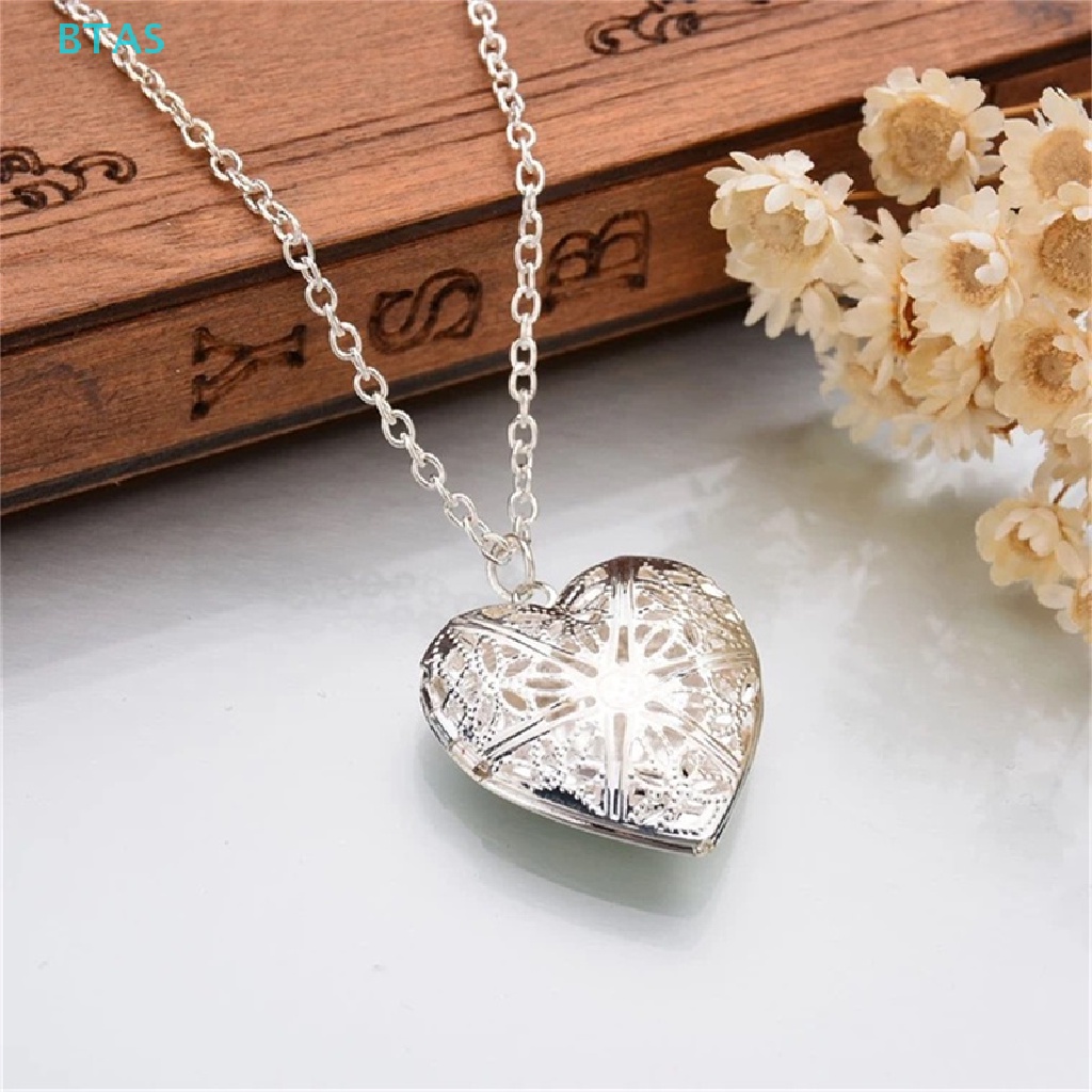 Vòng cổ Mặt Mở Hình Trái Tim Thời Trang Cho Nữ