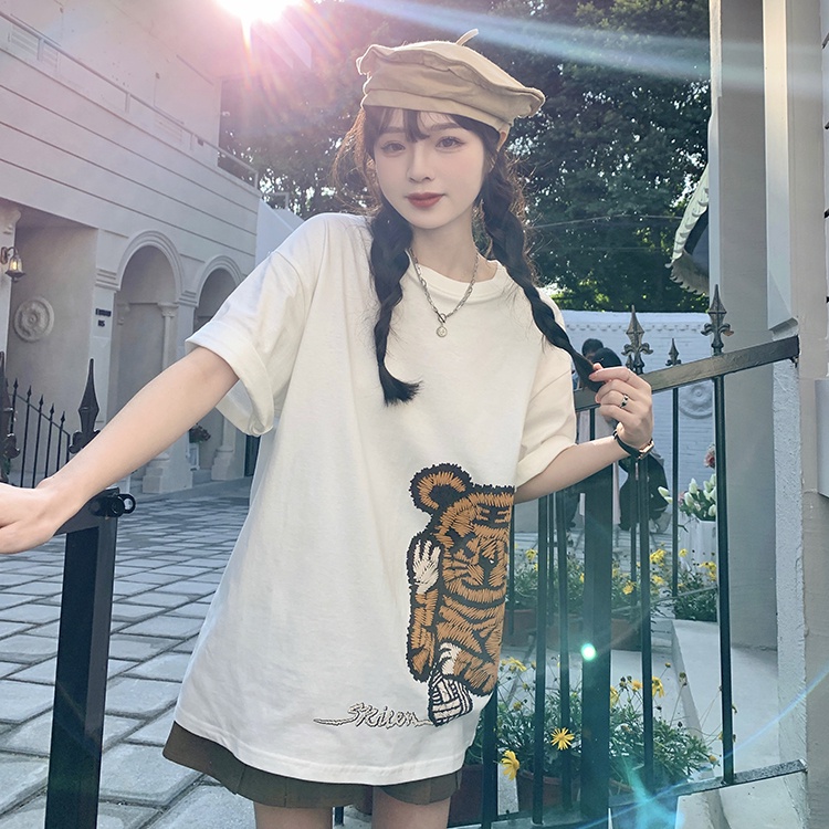 Áo Thun Tay Ngắn Cổ Tròn In Họa Tiết Thời Trang Mùa Hè Cho Nữ