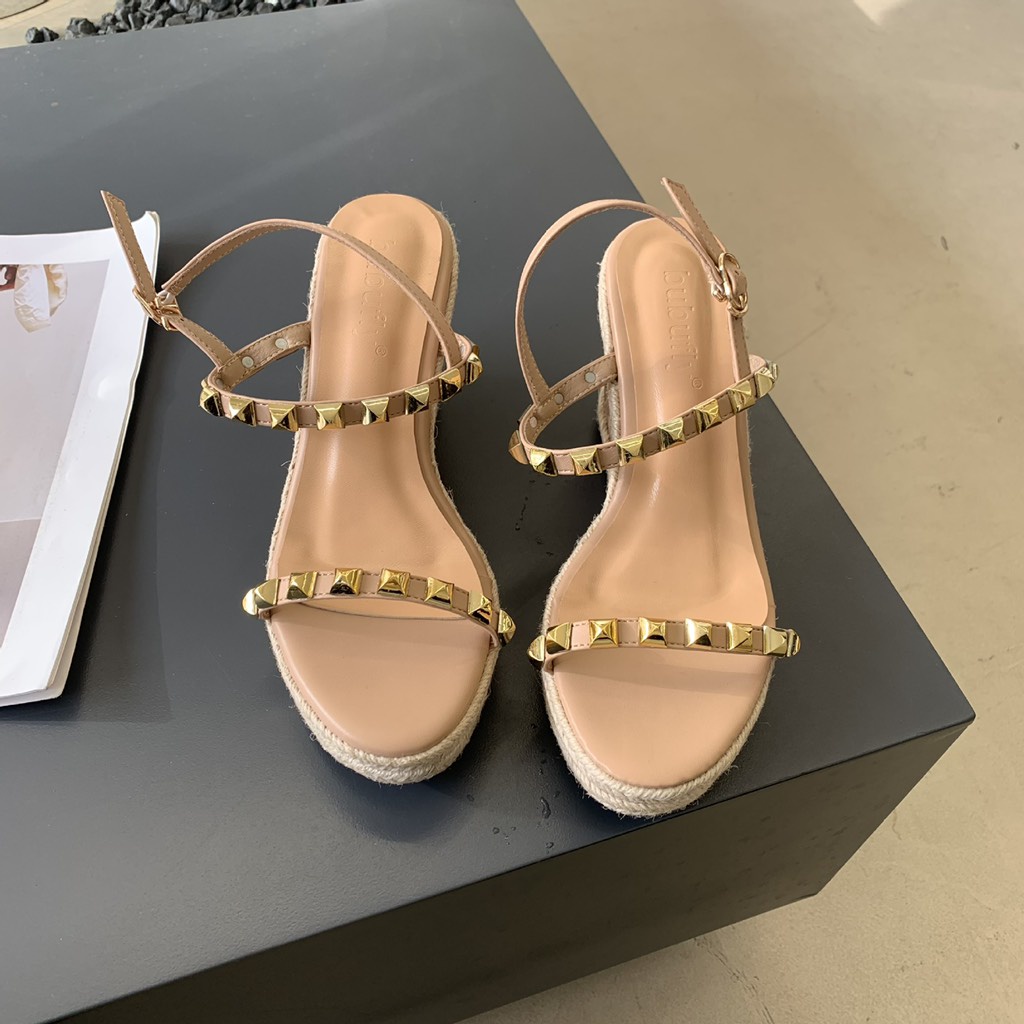 Dép sandan xuồng nữ đính đinh tán hàng fullbox đế cao 9cm SDX01 ANN_Official