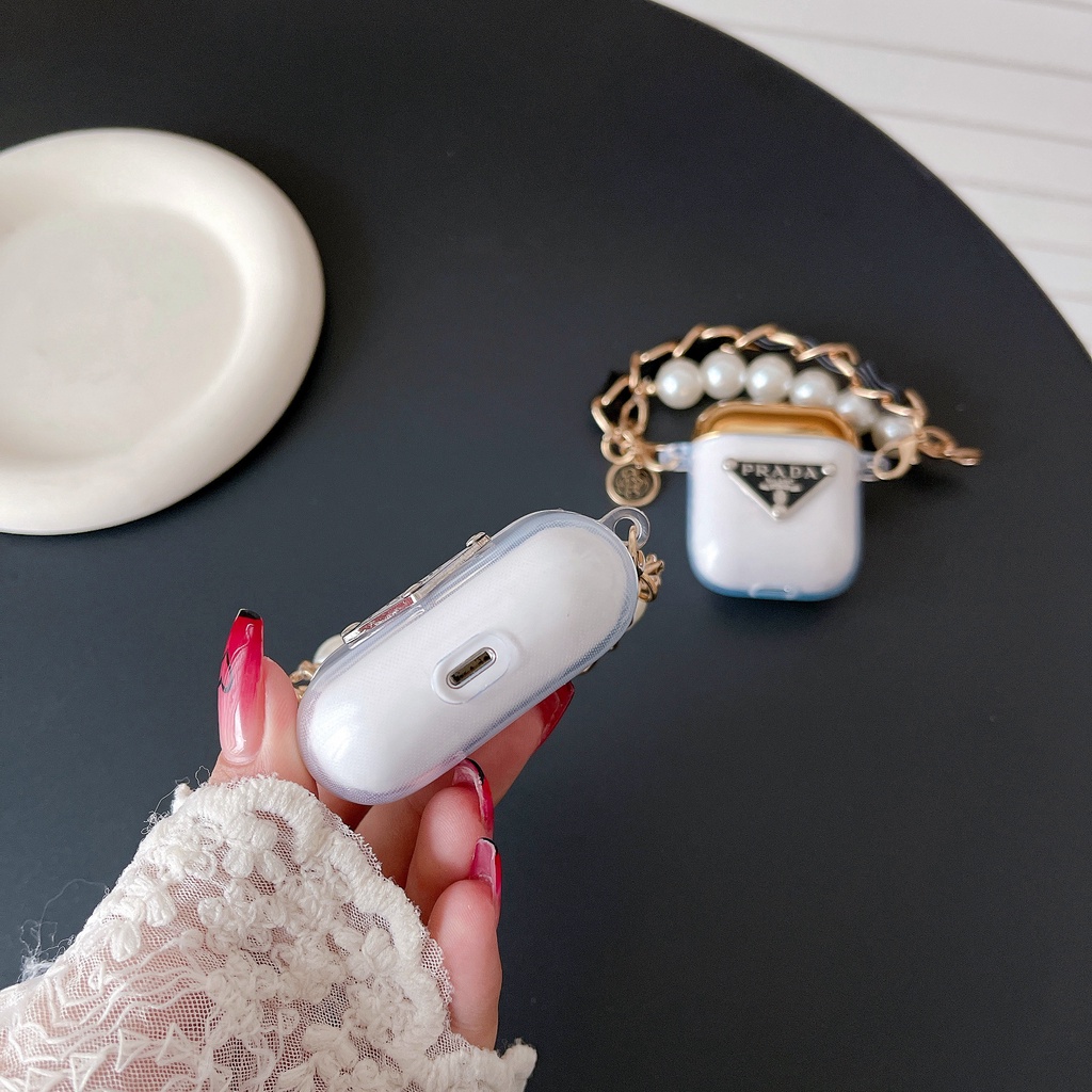 Vỏ Bảo Vệ Hộp Sạc Tai Nghe AirPods 1 / 2 / 3 Pro2 2022 Bluetooth Không Dây Bằng tpu Mềm Trong Suốt Chống Trầy Hình Tam Giác Màu Trắng Đen 3D Thời Trang