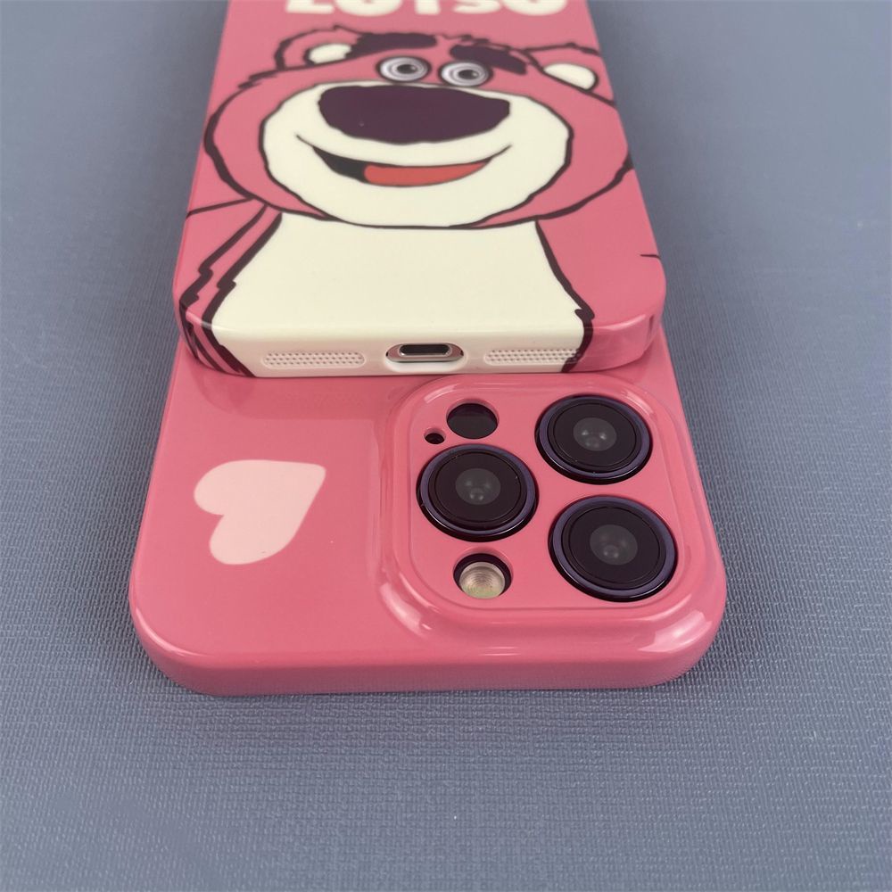 Ốp Điện Thoại Cứng Họa Tiết Gấu Và Dâu Tây Dễ Thương Cho Iphone 11 xr12 13 14pro max TR6Z