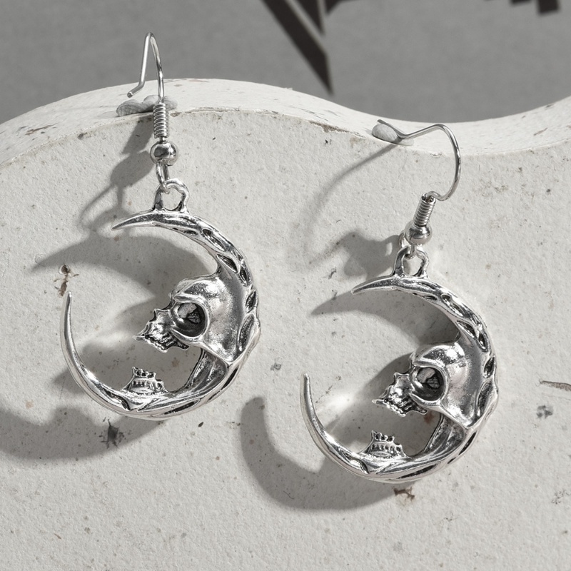 Khuyên Tai Hình Mặt Trăng Đầu Lâu Thời Trang Cá Tính Dành Cho Nữ