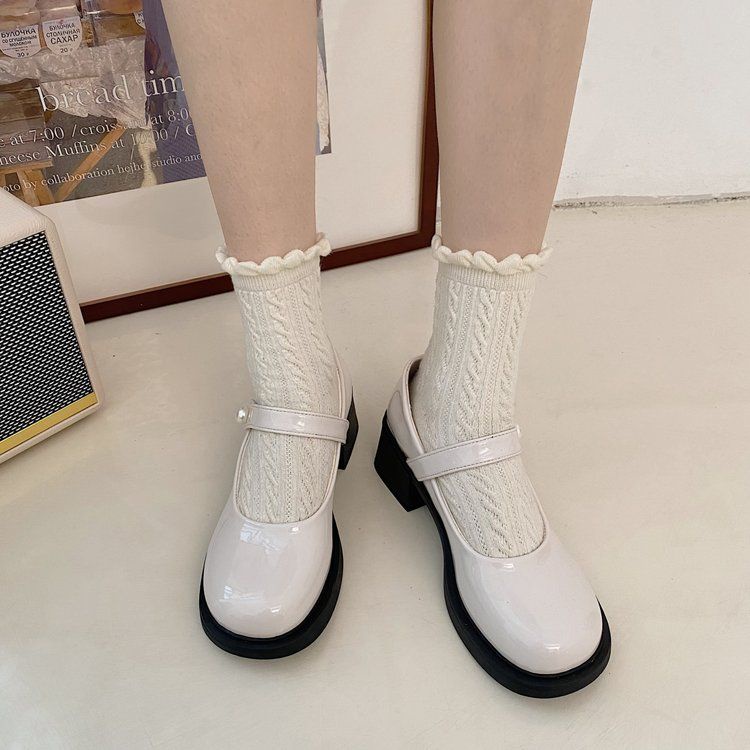 Lolita giày cao gót jk nhỏ giày ngọc trai trang trí đơn giản giày cao gót mới Mary Jane giày cao gót thô gót nữ Pháp giày cao gót nhẹ