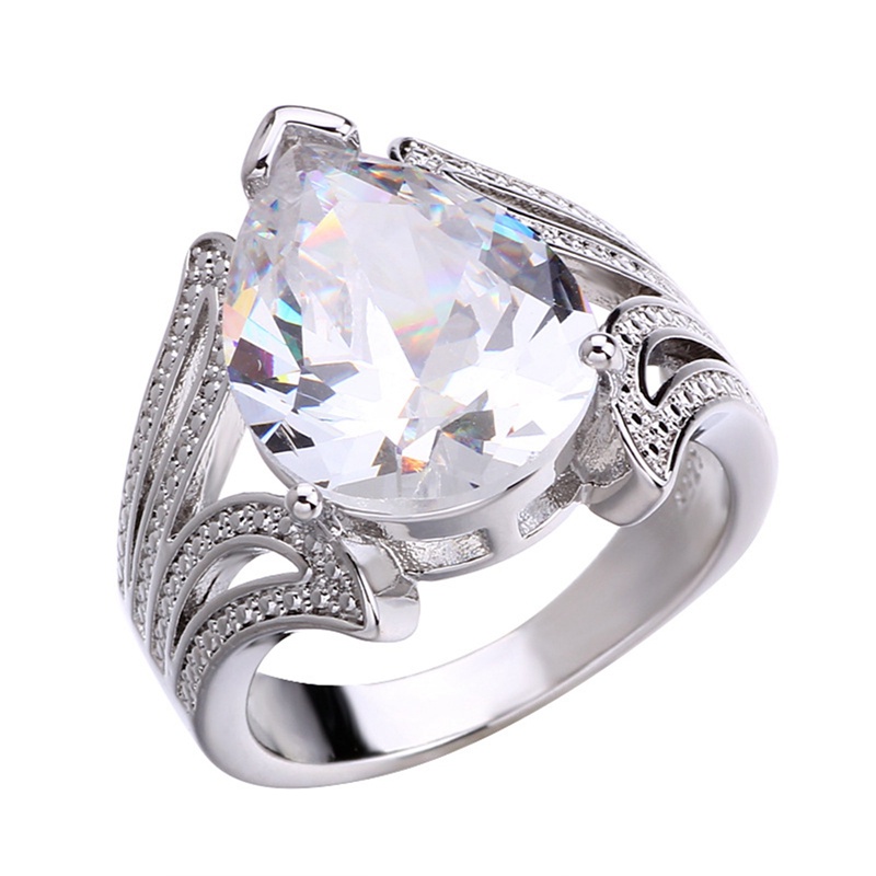 Nhẫn Đính Đá Zircon Hình Giọt Nước Sang Trọng