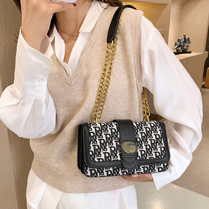 Túi Đeo Chéo Da Tổng Hợp Khóa Nam Châm Dáng Vuông Nhỏ Đơn Giản Dễ Phối Đồ Cho Nữ