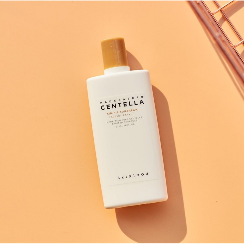 Kem chống nắng Skin1004 Madagascar Centella Air Fit Suncream SPF50+ PA++++