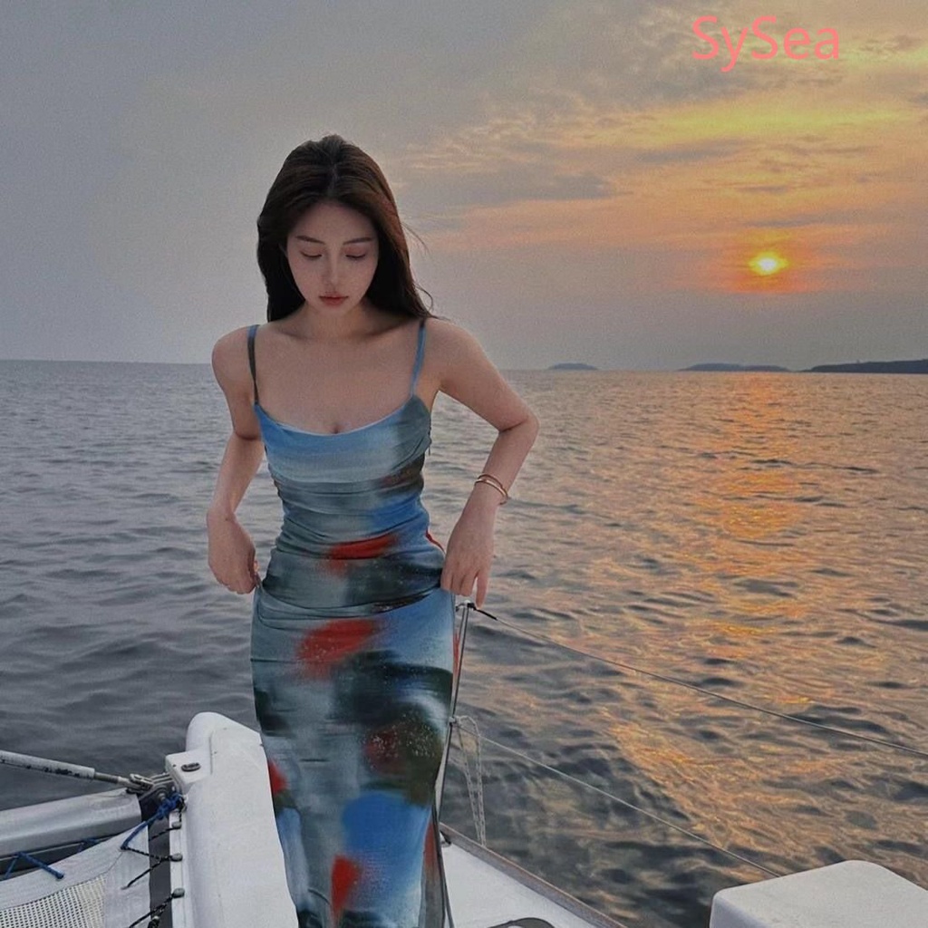 Tranh Sơn Dầu Họa Tiết Độc Đáo Quyến Rũ Cho Nữ