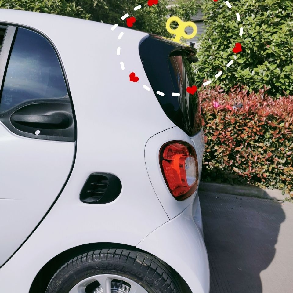 Mô Hình Xe Hơi Mini Lên Dây Cót Thiết Kế Dễ Thương