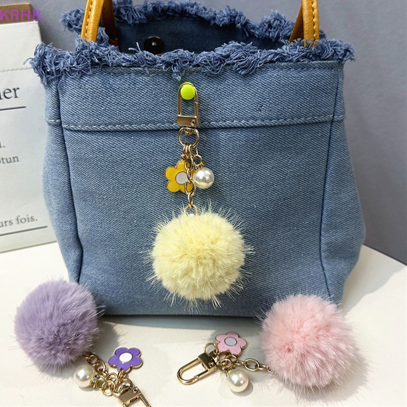 Móc Khóa Cục Bông Pompom Mềm Mại Dễ Thương Mới