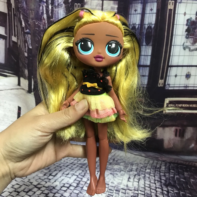 1 Búp Bê Em Gái Có Khớp Nối 1 / 7 Và Trang Phục Phong Cách Ngẫu Nhiên