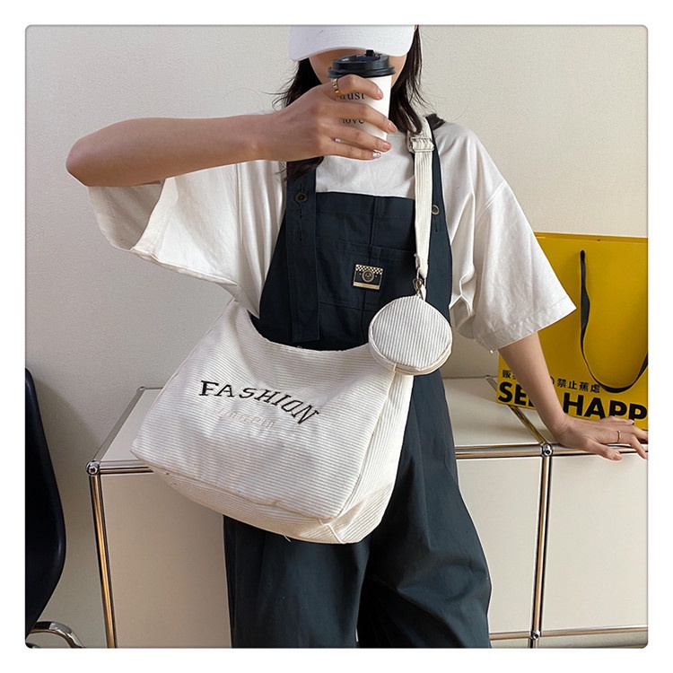 Túi Đeo Chéo Vải Nhung Kẻ Đơn Giản Phong Cách retro Nhật Bản Cho Bạn Gái