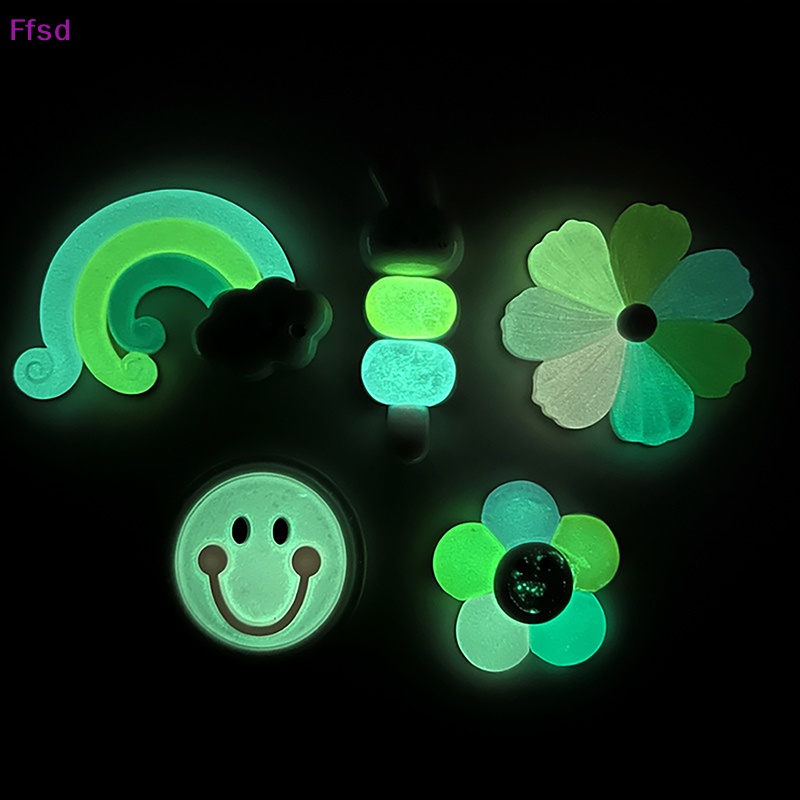 {Ffsd} Bộ 2 Bông Hoa Nhựa Dạ Quang Mini Mặt Cười Trang Trí Đẹp Mắt * Bán Chạy