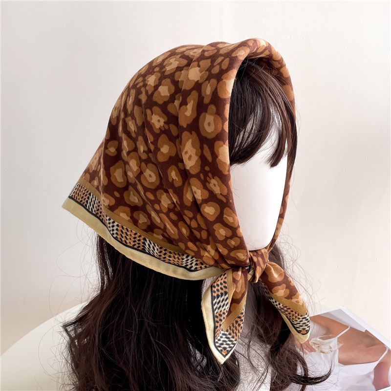 Khăn Choàng Cổ Hình Vuông 65 X 65cm Chất Liệu Cotton Lanh Mỏng Nhiều Màu Sắc Thời Trang Cho Nữ