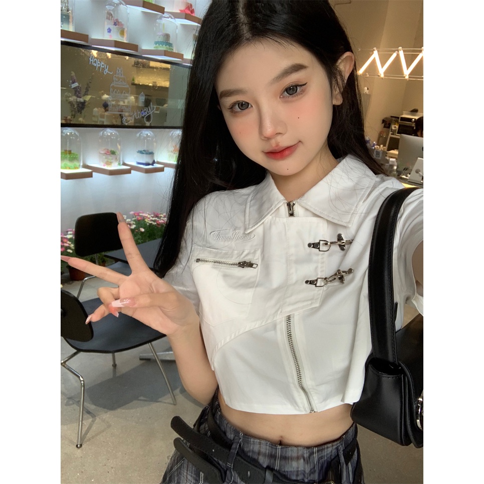 Áo Sơ Mi Tay Ngắn Phối Nút Kim Loại Phong Cách Retro Dành Cho Nữ