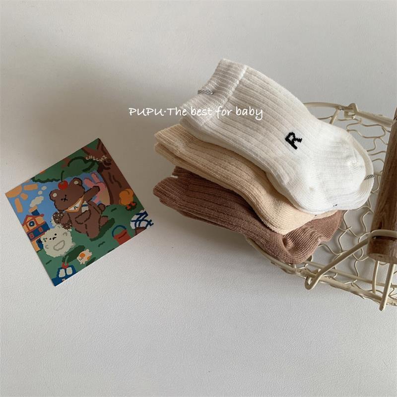 [Hàng Mới Về] Vớ Cotton Mỏng Thoáng Khí Phong Cách Hàn Quốc Thời Trang Xuân Hè Thu Màu Đen Trắng Dành Cho Trẻ Em