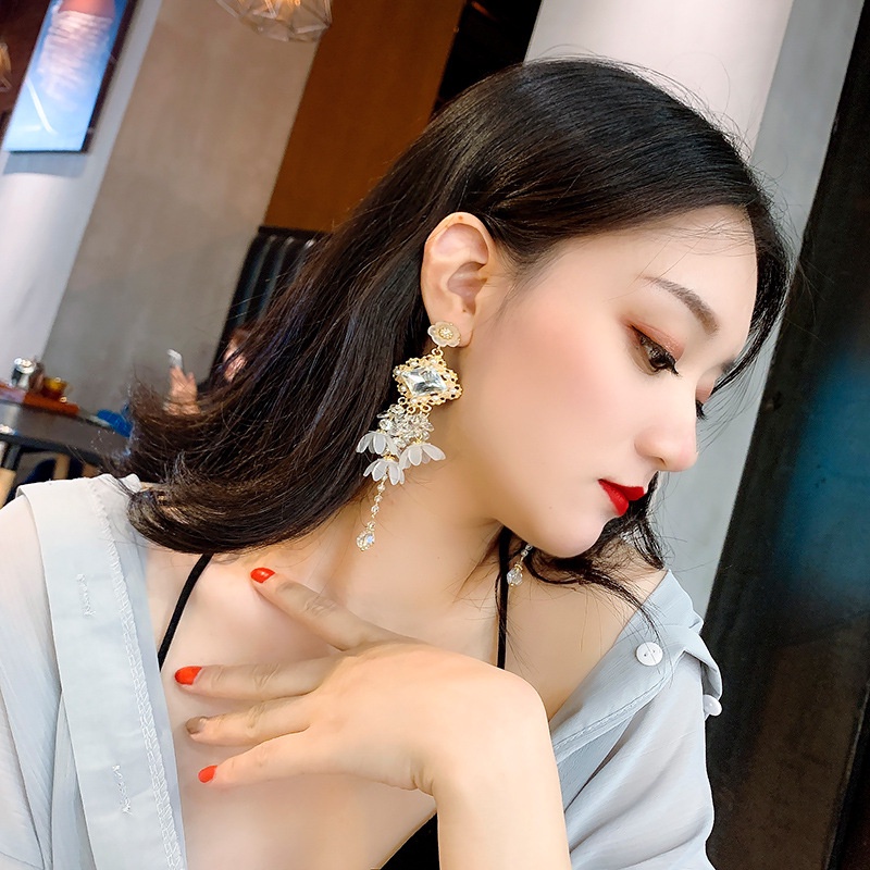 1 Đôi Bông Tai Dáng Dài Hình Hoa Tuyết / Ngôi Sao Thời Trang Âu Mỹ