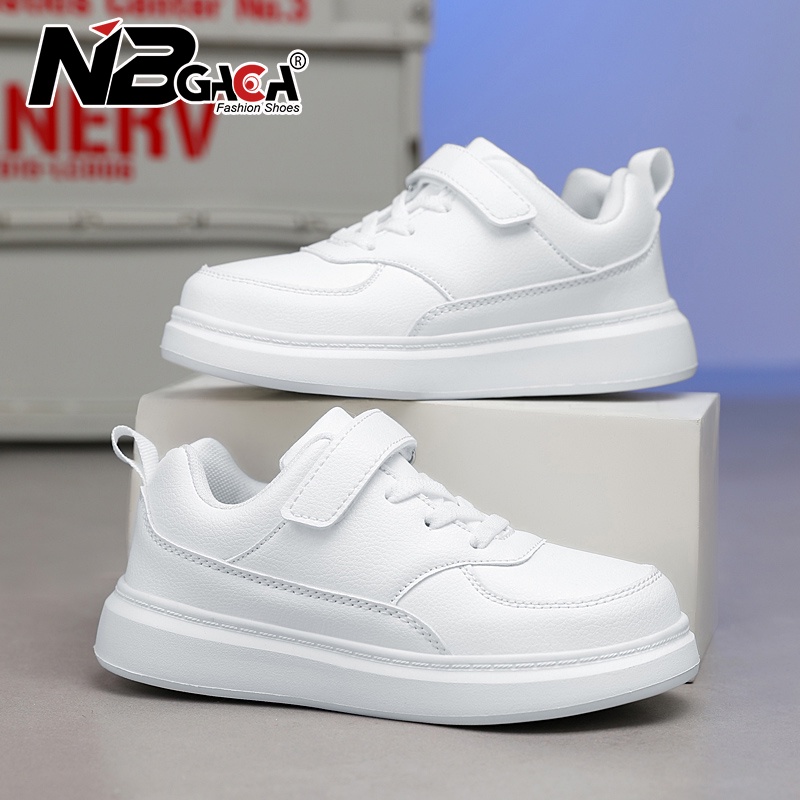 Giày Thể Thao Da Kín Đáo Gọn Nhẹ Thời Trang Cho Học Sinh