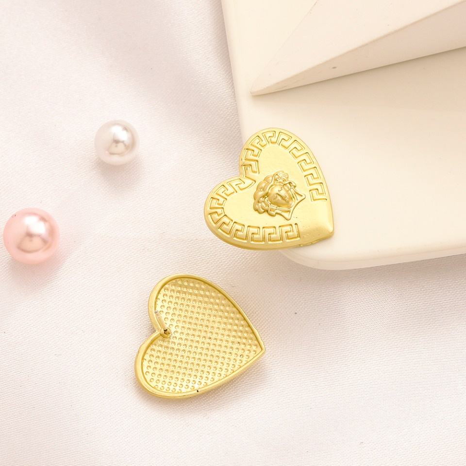 Thời Trang Khuyên Tai Vòng Chữ v Chất Liệu Thép Titan In logo versace