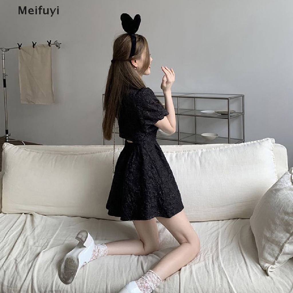 Đầm Chữ A Tay Ngắn Cổ Chữ V Phối Ren Hoa Thanh Lịch Lưng Khoét Lỗ