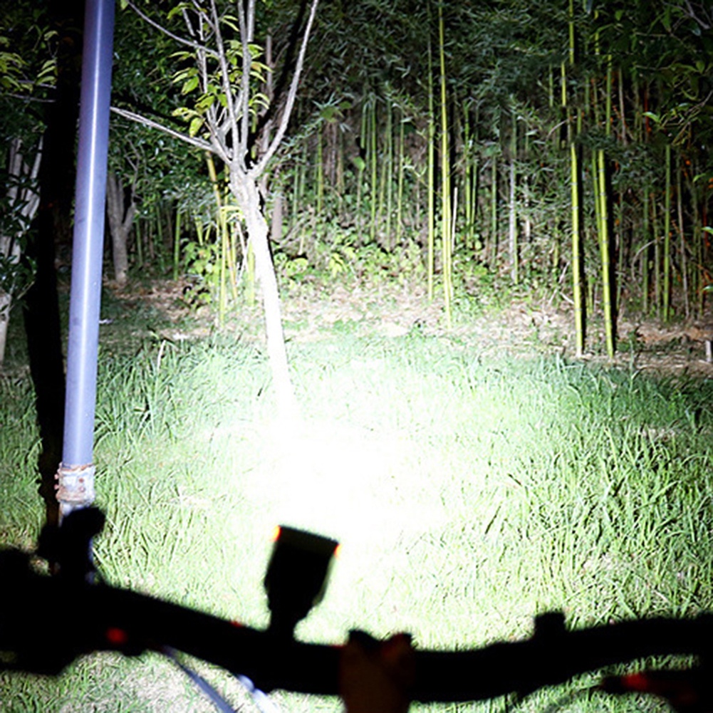 Đèn Pin Năng Lượng Mặt Trời Gắn Xe Đạp