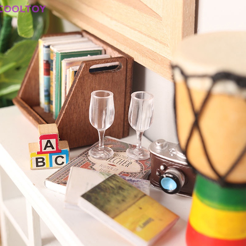 Bộ 4 Ly Rượu Mini Tỉ Lệ 1: 12 Cho Nhà Búp Bê