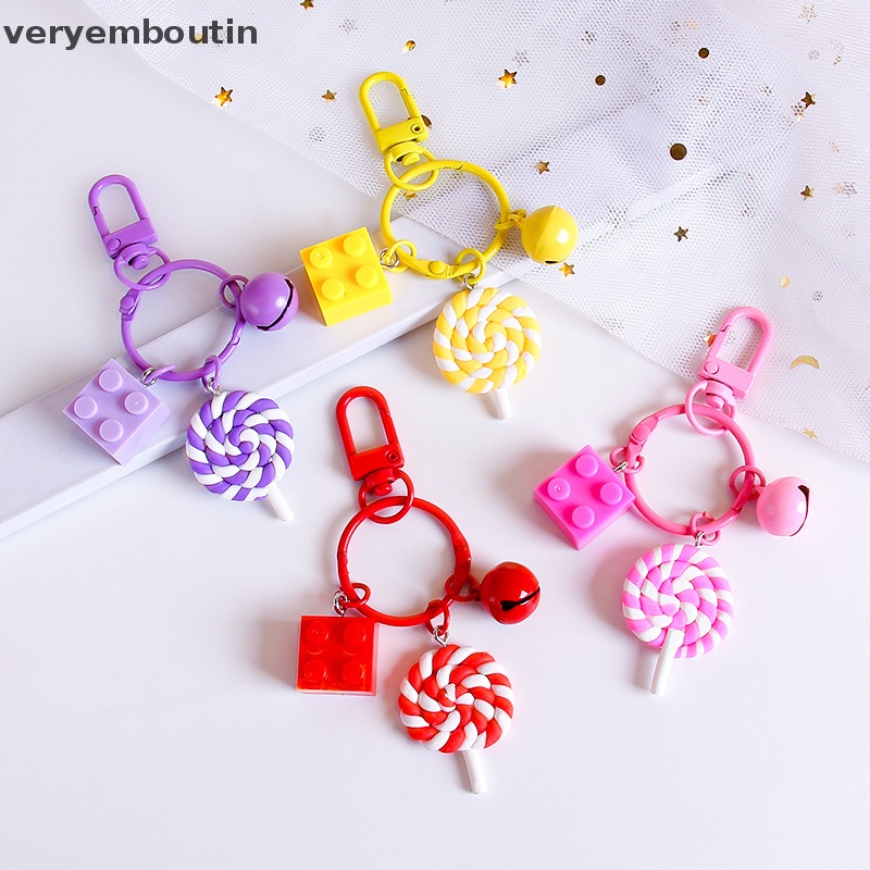 Móc Khóa Hình Kẹo Mút Phối Chuông Nhiều Màu Dễ Thương Trang Trí Ba Lô / Ô Tô