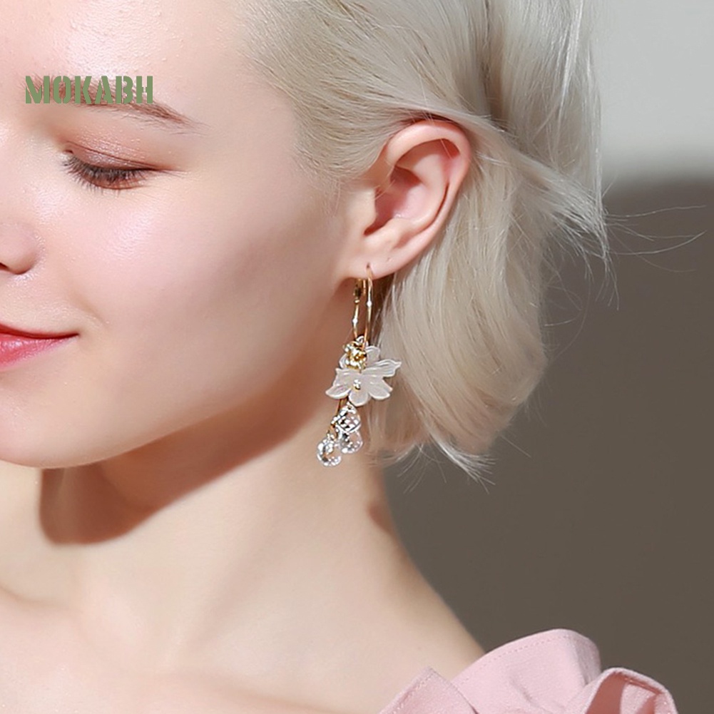 Bông Tai Hình Hoa Bằng Acrylic Tinh Tế Thời Trang Cho Nữ