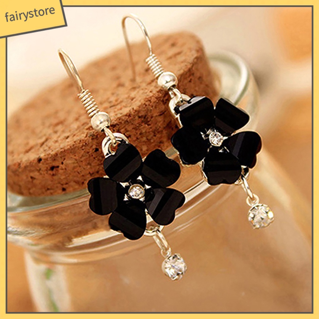 Bông Tai Móc Hình Cánh Hoa Đính Đá Trang Nhã Dành Cho Nữ