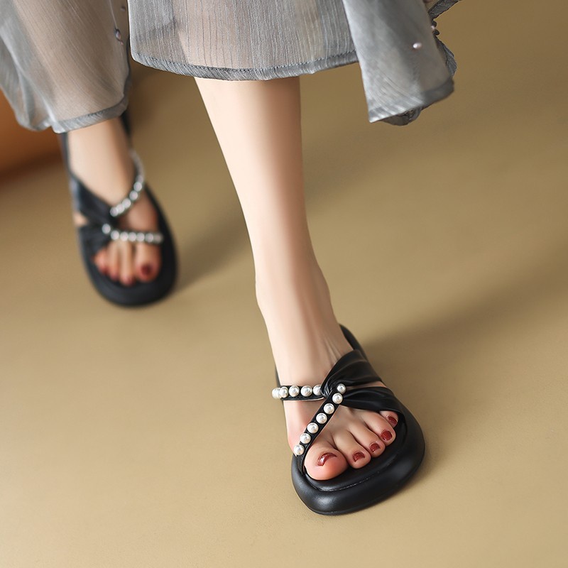 Duoya Tóc Thẳng ~ [Hàng Có Sẵn] Giày Sandal Hở Ngón Mũi Tròn Bằng Da Thật Đế Dày Mùa Hè Cỡ Lớn Mềm Mại Đính Ngọc Trai Cho Nữ