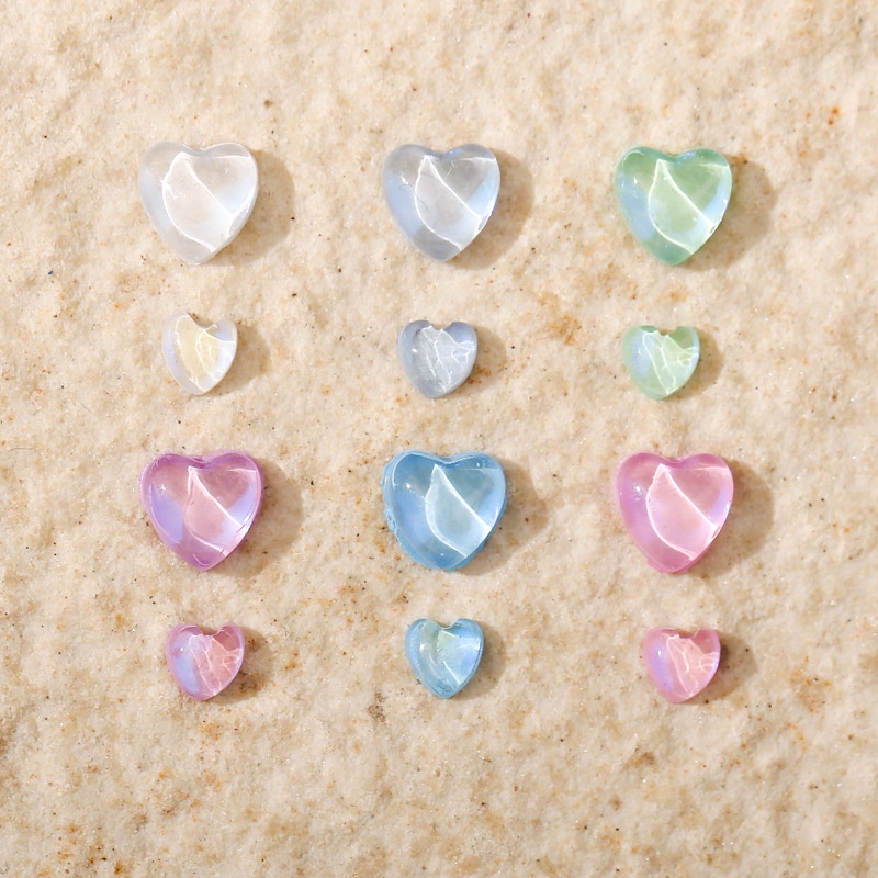 Set 50 Phụ Kiện Trang Trí Móng Tay Hình Trái Tim Màu Sắc Gradient Sáng Bóng DIY