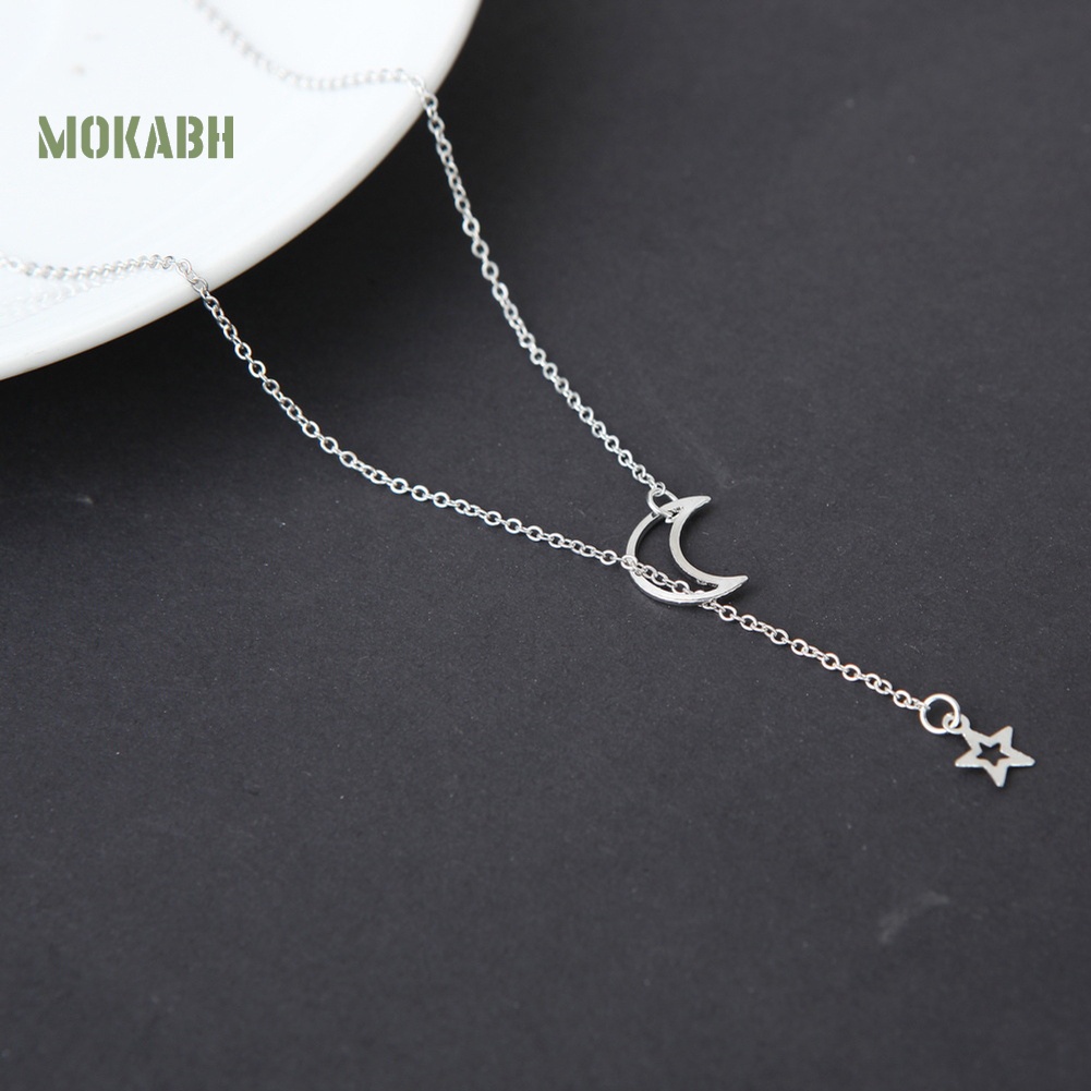 Vòng cổ Với Mặt Dây Hình Ngôi Sao Và Mặt Trăng Kiểu Dáng Đơn Giản Cho Nữ
