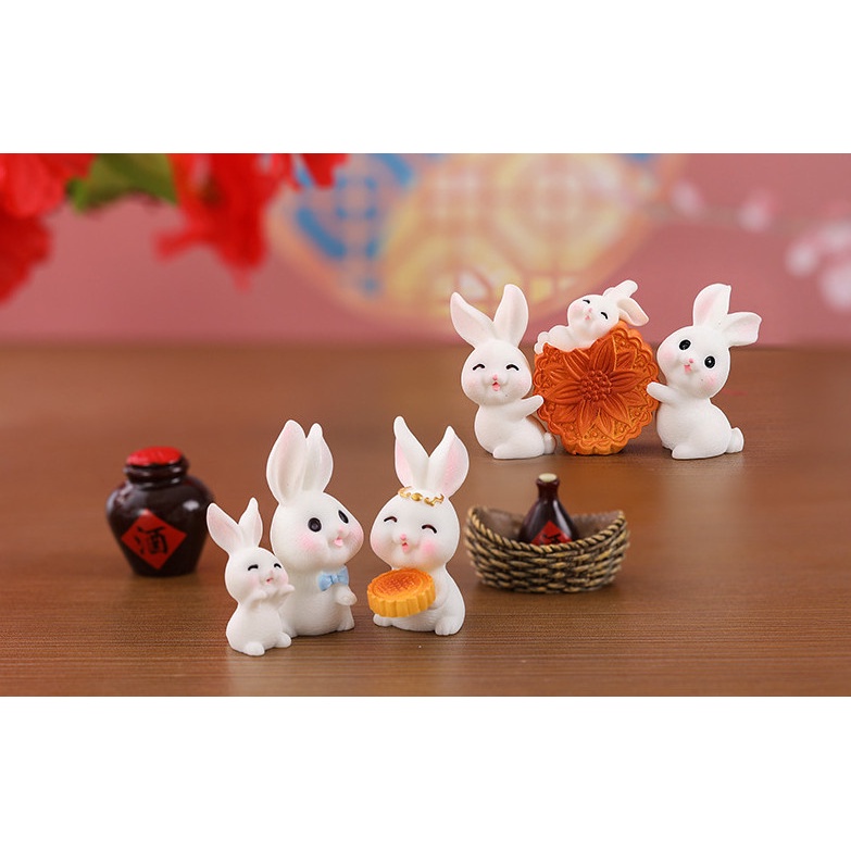 Decor bàn học thỏ trung thu sum vầy trang trí terrarium, chậu cây