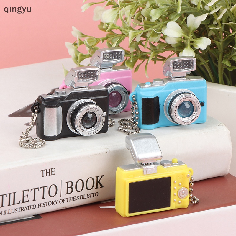 Móc Khóa Máy Ảnh Kỹ Thuật Số Mini Có Đèn LED Tỉ Lệ 1: 12 Mới